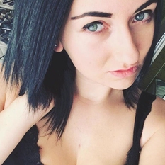 Sulvie (29 jaar  ) uit Noord-Brabant